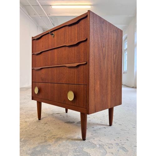 Danish Teak Chest of Drawers with Wooden and Brass Handles For Sale - Image 5 of 11
