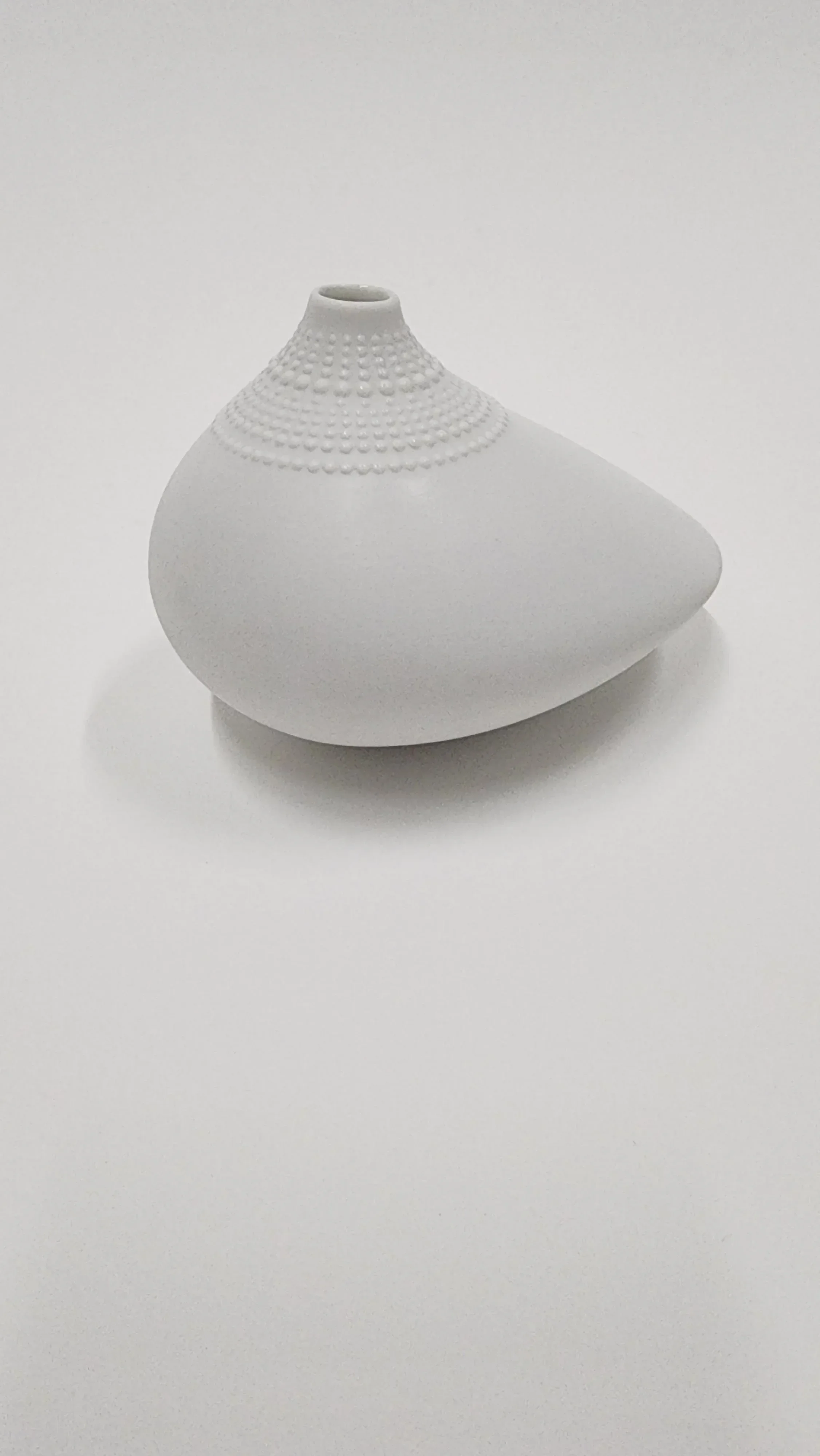 Pollo Vase by Tapio Wirkkala for Rosenthal Studio Line | Chairish