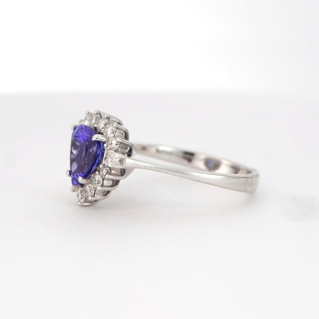 2020s 18k White Gold Ring With Trillion-Cut Tanzanite & Diamond Halo, New, Size 7 For Sale - Image 5 of 12