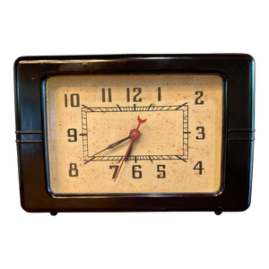 1930's Art Deco Bakelite Clock