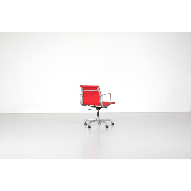EA 117 Chair by Charles Ray Eames for ICF, USA, 1969 For Sale - Image 3 of 16