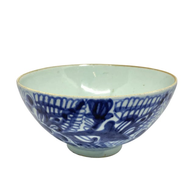 Chinese 19th Century Chinese Blue & White Porcelain Bowl For Sale - Image 3 of 6