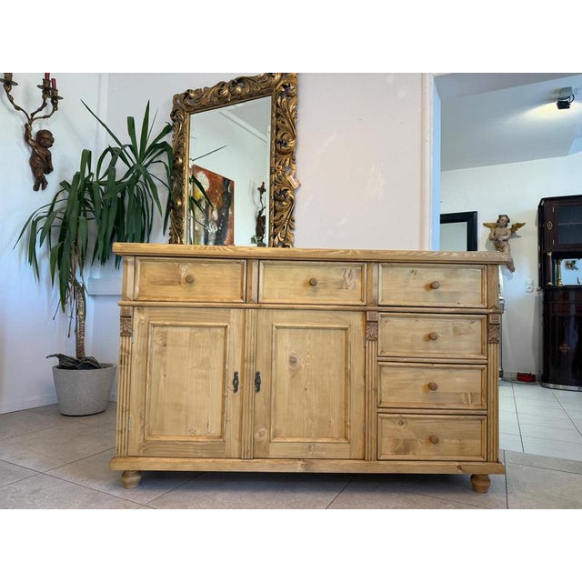 Rustic Farmhouse Chest of Drawers in Pine For Sale - Image 3 of 11