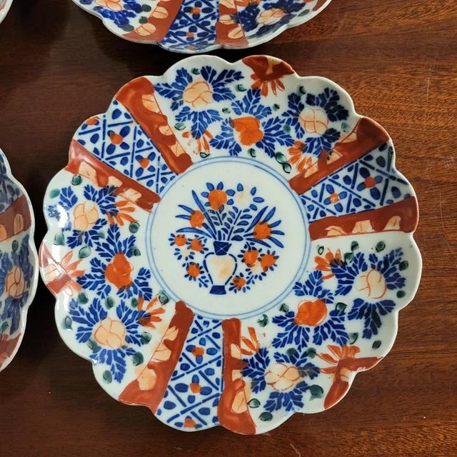 Ceramic Antique Japanese Imari Scalloped Plates - Set of 6 For Sale - Image 7 of 9