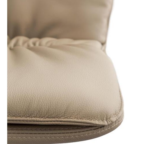 Coco Tortora Leather and Walnut Chair by Morica Design For Sale - Image 4 of 12