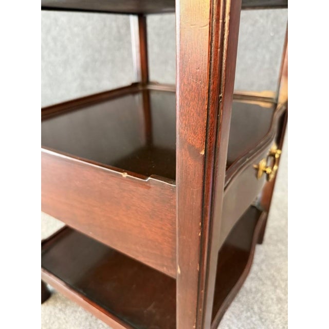 Late 20th Century Wellington Hall Mahogany Two Tiered Mahogany Side Table For Sale - Image 11 of 13