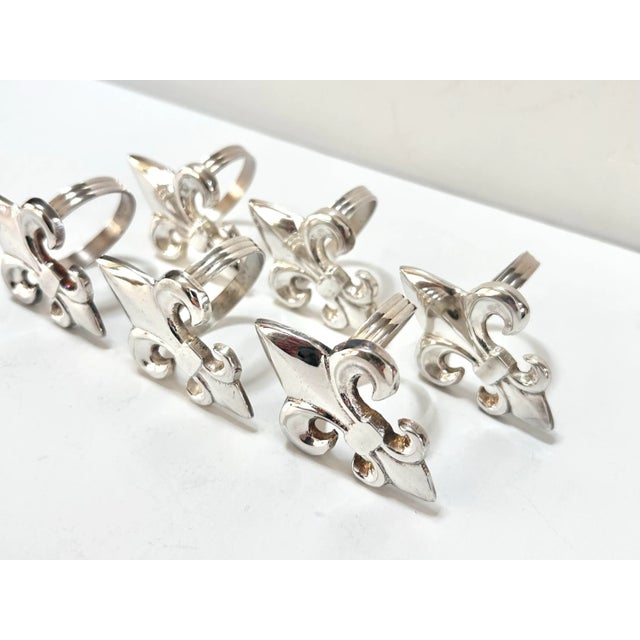 American Vintage Silver Fleur-De-Lis Napkin Rings - Set of 6 For Sale - Image 3 of 5