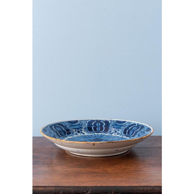 18th Century Dutch Delft Blue and White Peacock Dish For Sale - Image 5 of 8
