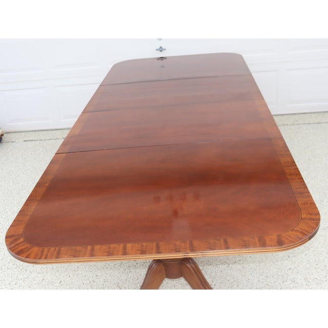 1980s Henredon Mahogany Double Pedestal Dining Table With Leaves – Traditional Formal For Sale - Image 10 of 12