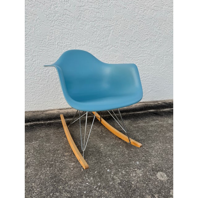 Eames Rocking Chair by Charles and Ray Eames for Herman Miller | Mid Century Modern Rar Chair | Molded Plastic Rocker For Sale In Naples, FL - Image 6 of 12