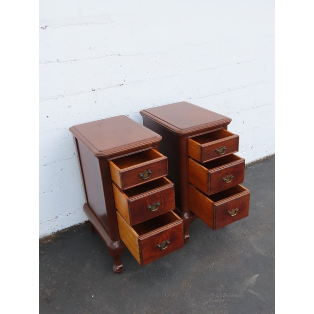 Tall Narrow Queen Anne Burl Walnut Nightstands End Bedside Tables a Pair 6659 For Sale - Image 4 of 18