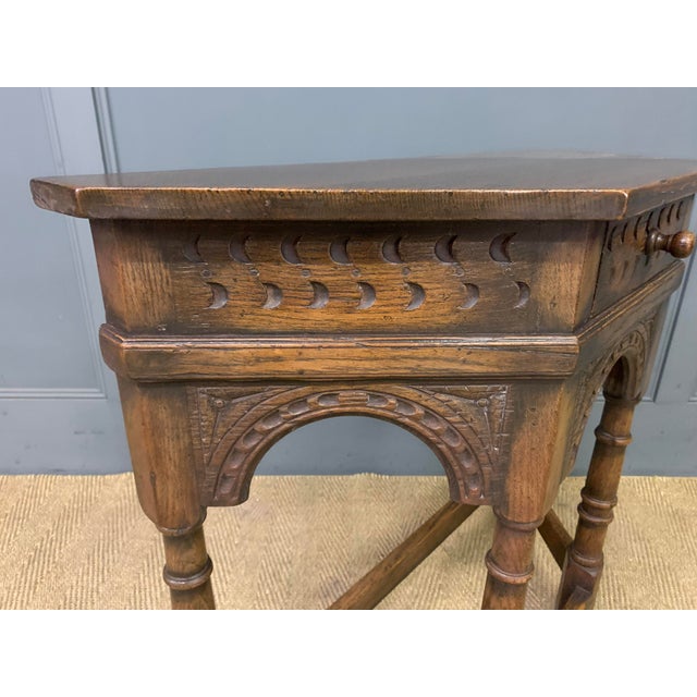 Brown Ipswich Oak Side Table, 1920 For Sale - Image 8 of 10