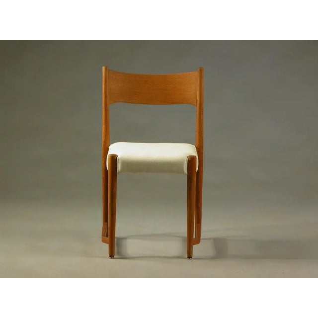 Fully Restored Vintage Danish Dining Chair of Aarhus City Hall by H. J. Wegner for Plan Møbler, 1940s For Sale - Image 10 of 10