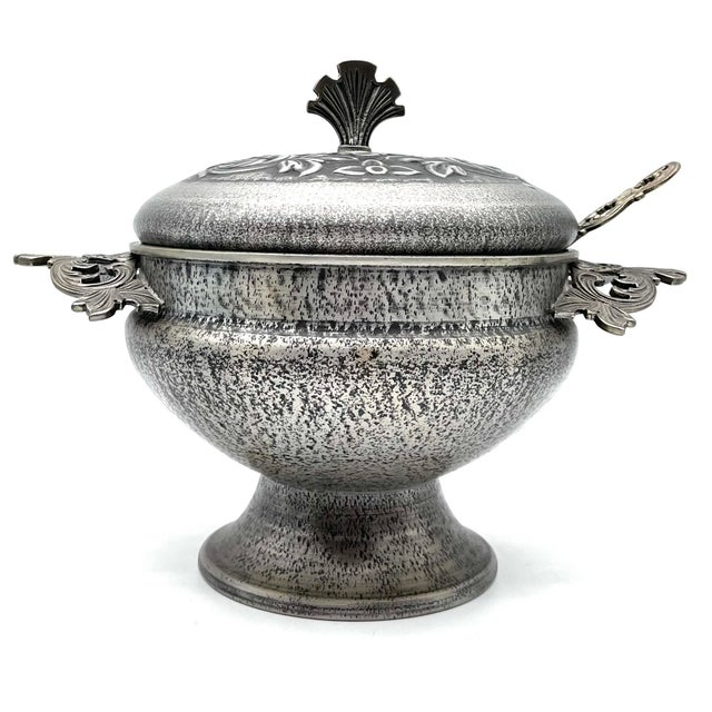 Large, heavy pewter soup tureen/tureen with side handles, matching lid, and ladle. Made by Pewter Mastad, Norway. The...