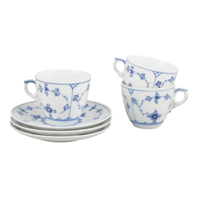 Royal Copenhagen Blue Fluted Plain. Three Coffee Cups with Saucers. Early 20th C, Set of 6 For Sale