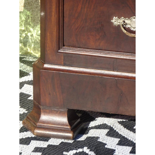 Louis Philippe Chest of Drawers in Walnut and Burl Walnut from Befos For Sale - Image 15 of 18