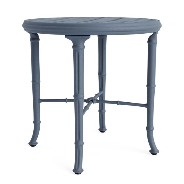 Brown Jordan Calcutta 20" Round Cast Top Occasional Table in Sapphire For Sale