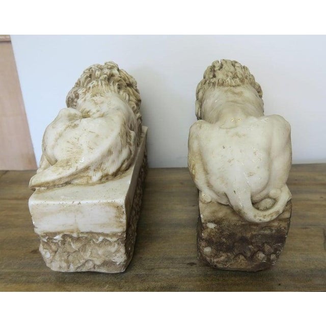 Pair of Carved Stone Replica Lions Originally by Antonio Canova For Sale In Los Angeles - Image 6 of 10