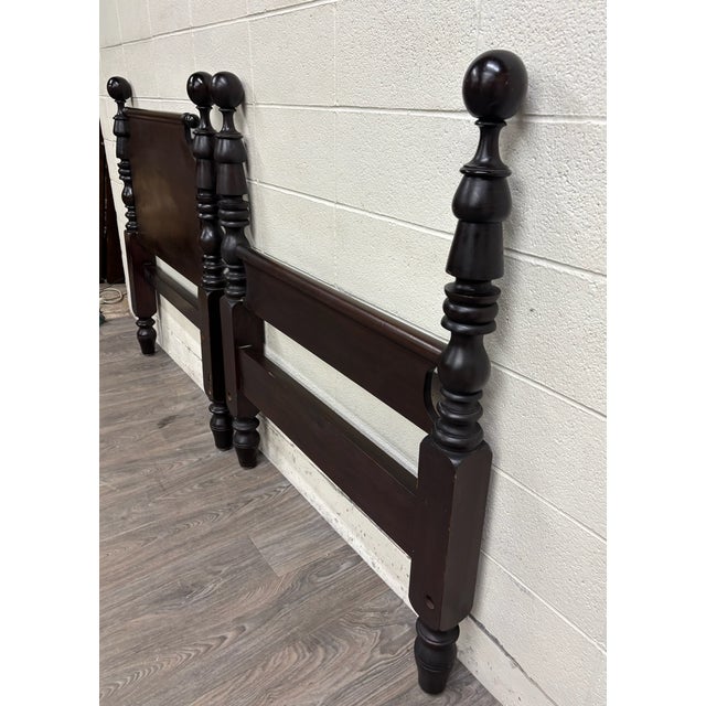 Antique Twin Size Traditional Solid Mahogany Poster Cannonball Bed For Sale In Kansas City - Image 6 of 8