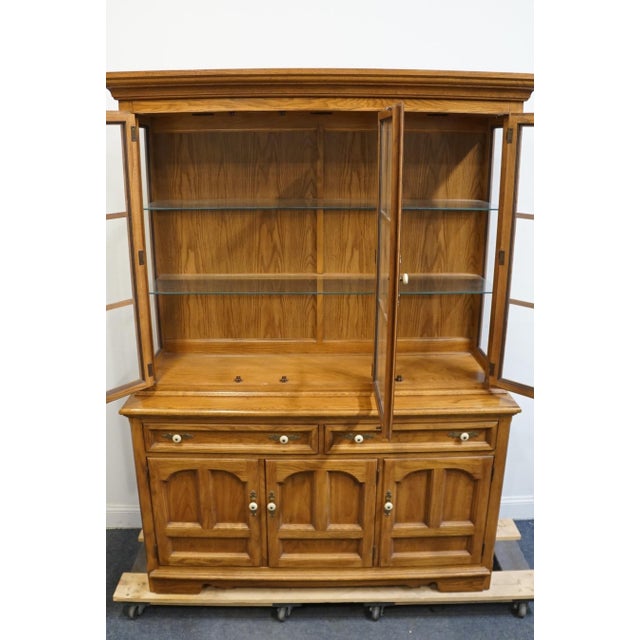 Late 20th Century Thomasville Furniture / Huntley Homecoming Collection Solid Oak Rustic Country Style 58" Buffet W. Lighted Display China Cabinet 43821-120 / 43821-320 For Sale - Image 5 of 15