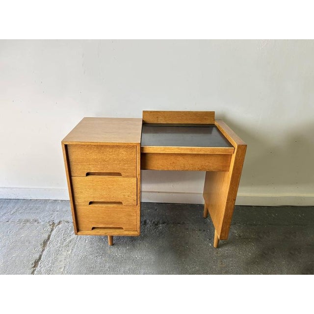 Mid-Century Modern Flip Mirror Compact Dressing Table by John & Sylvia Reid for Stag, 1960s For Sale - Image 3 of 12