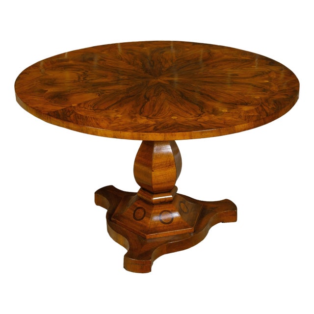 Biedermeier 19th Century Flamed Walnut Pedestal Table with Radiating Motif For Sale