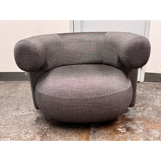 Design Plus Gallery presents the Burra Lounge Swivel Chair by Simon Legald for Normann Copenhagen. This sculptural lounge...