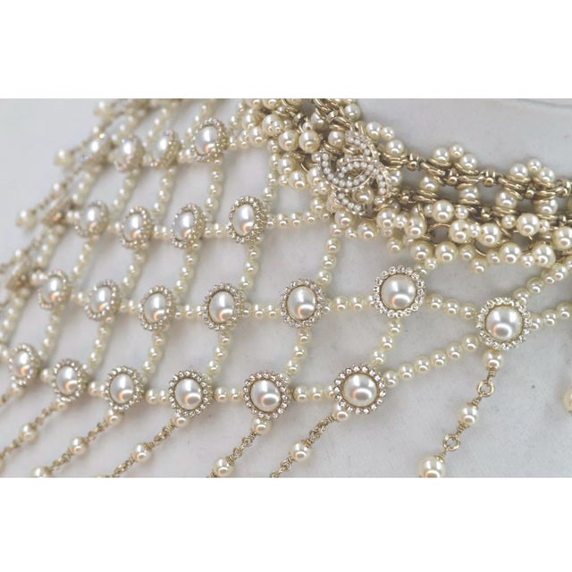 Metal 2016 Chanel Necklace CC Double C Logo Bib Statement Paris À Rome Runway Faux Pearl Crystal For Sale - Image 7 of 11