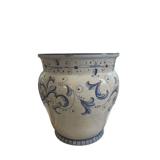 Large Italian Hand-Painted Majolica Cachepot / Planter For Sale - Image 4 of 10