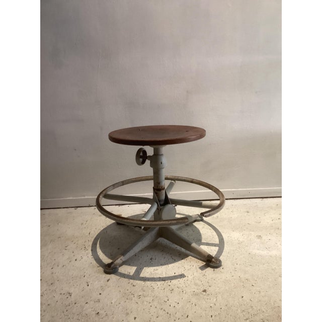 Dutch Architect's Working Stool by Friso Kramer for Ahrend De Cirkel, 1960 For Sale - Image 6 of 7