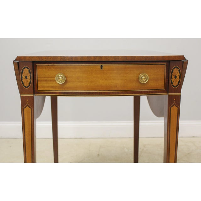 Traditional Century British National Trust Collection Pembroke Table For Sale - Image 3 of 12