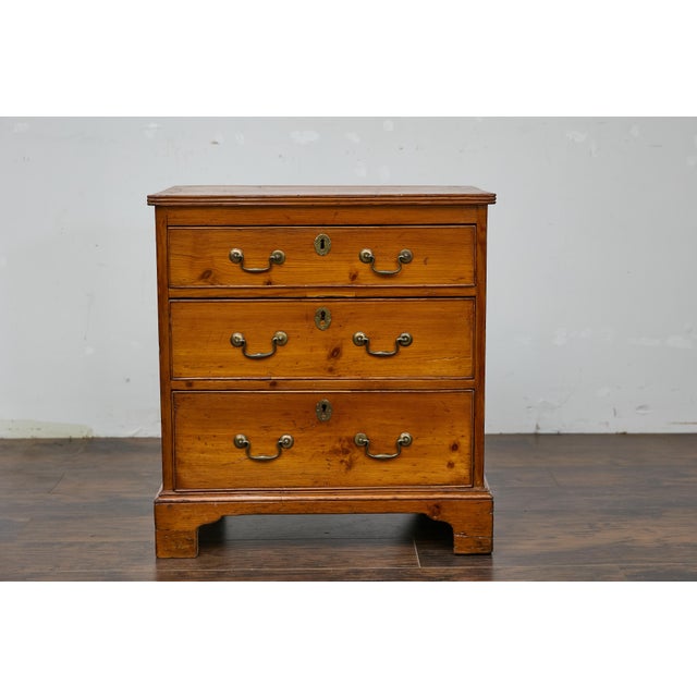 19th Century English 19th Century Pine Chest with Three Graduating Drawers and Brass Hardware For Sale - Image 5 of 12