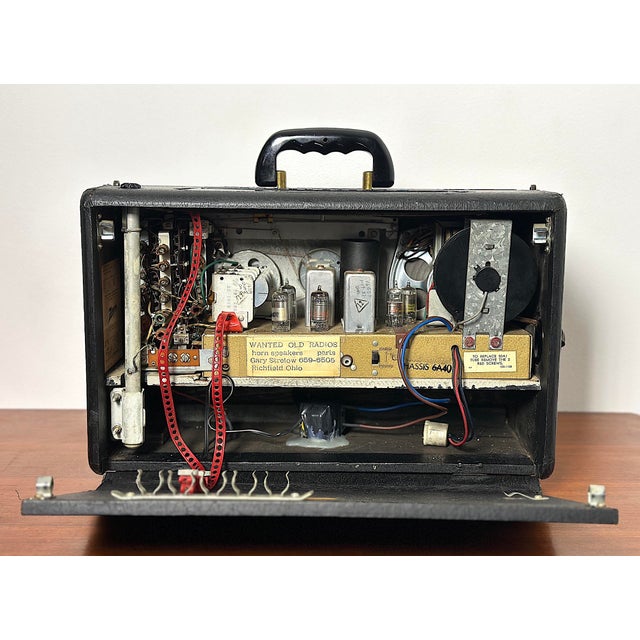 Trans-Oceanic B600 Portable Radio from Zenith, USA, 1959-1962 For Sale - Image 16 of 18