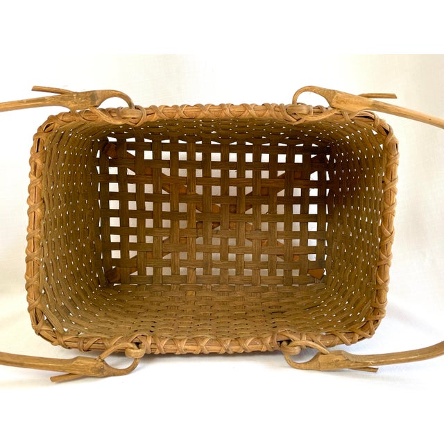 Tan Mid 20th Century Vintage Woven Splint Basket With Swing Handle For Sale - Image 8 of 8