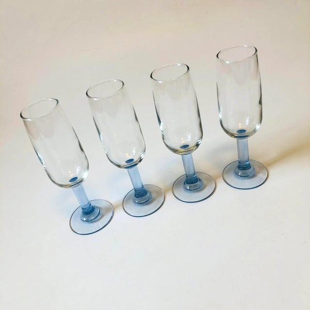 Late 20th Century Periwinkle Stem Champagne Flutes - Set of 4 For Sale - Image 5 of 7