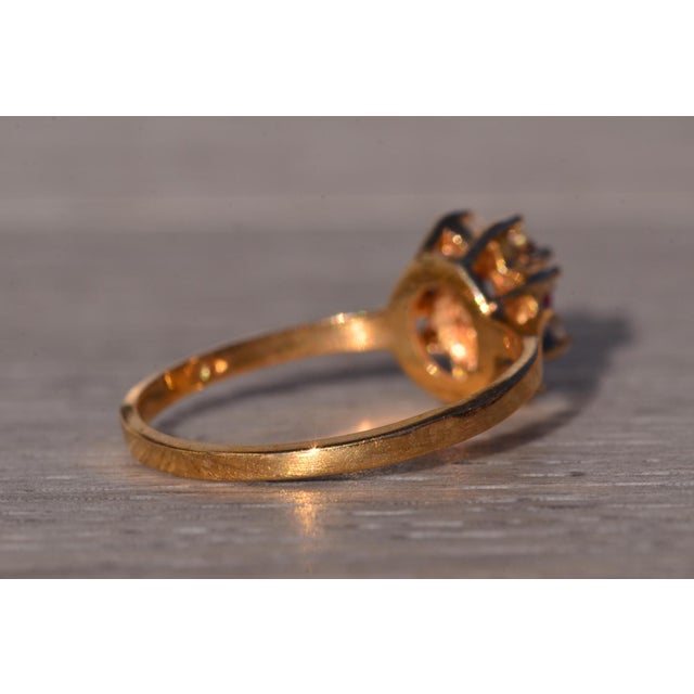 Metal The Trus: Ruby and Natural Diamond Ring in Yellow Gold For Sale - Image 7 of 11