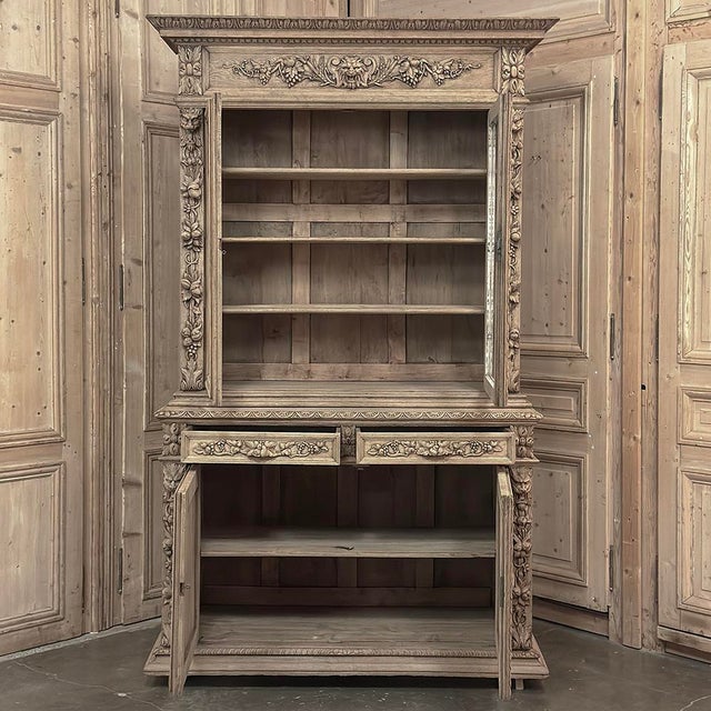 19th Century French Renaissance Hunt Stripped Oak Bookcase For Sale - Image 15 of 18