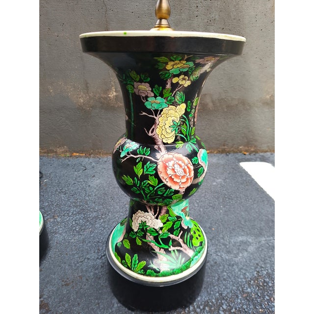 Pair of Vintage Chinese Cloisonné Vase Lamps For Sale - Image 4 of 9