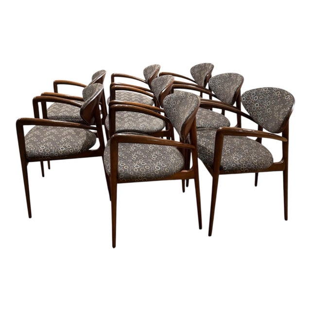 Mid-Century Modern Set of Eight Karina Guest Chair For Sale - Image 3 of 8