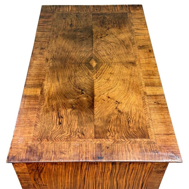 Antique Queen Anne Chest of Drawers in Walnut, 1705 For Sale - Image 11 of 14