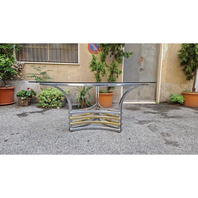 Vintage Dining Table in Chrome and Brass, 1960s, in Very Good conditions. Designed 1960 to 1969