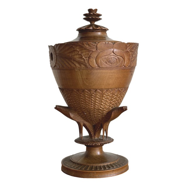 Neoclassical Empire Pedestal and Vase in Carved Fruitwood with Bird Decoration, France, Early 19th Century For Sale