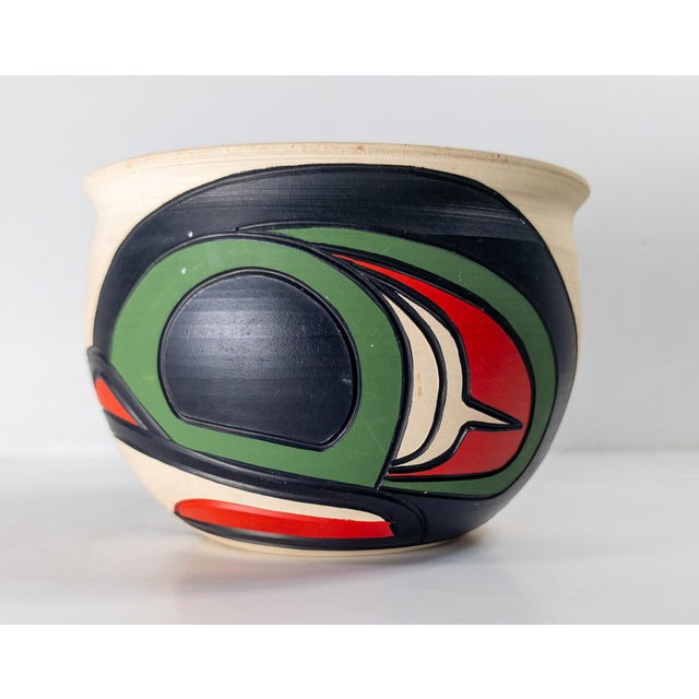 1990's Contemporary Native American Northwest Coast Indian Art Pottery Bowl by Stewart Jacobs For Sale - Image 4 of 10