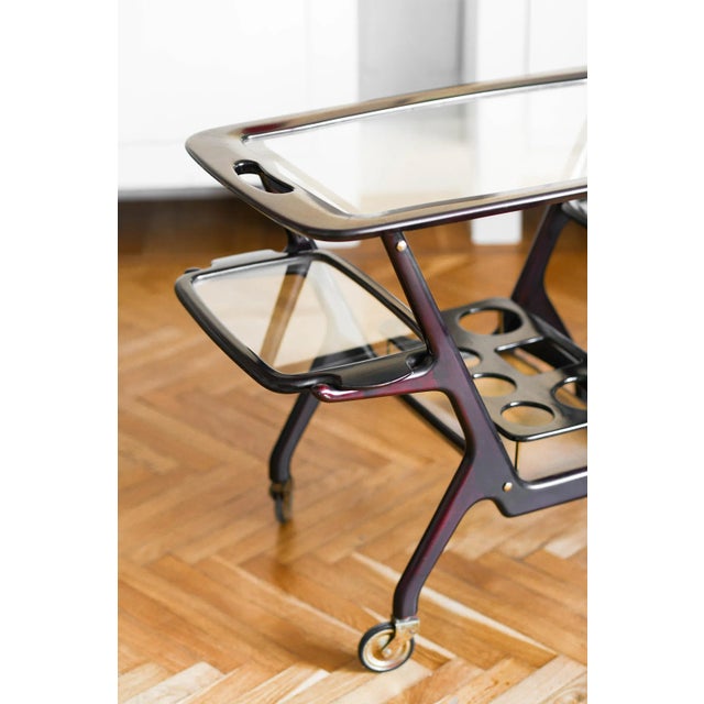 Mid-Century Wooden Structure Brass Service Bar Trolley with Three Removable Trays by Cesare Lacca, 1950s For Sale - Image 3 of 6