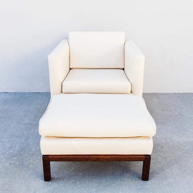 1960s Restored Mid Century Modern Knoll Style Leather Club Chair & Ottoman For Sale - Image 5 of 12