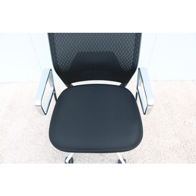 Black Modern Antonio Citterio for Vitra Ergonomic Id Mesh Black Office Desk Chair For Sale - Image 8 of 13