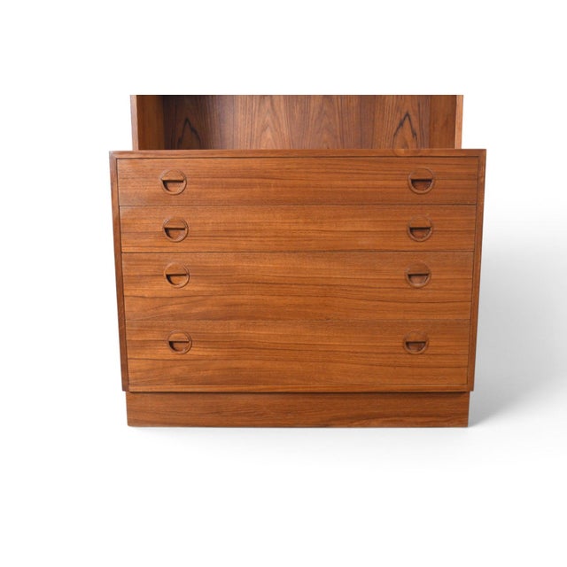 Mid 20th Century Danish Modern Four Drawer Chest With Bookcase Hutch | Danish Modern 1960s For Sale - Image 5 of 8