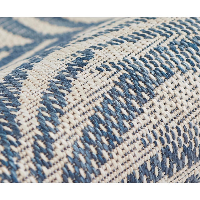 Momeni Contemporary Indoor/Outdoor Riviera Fauna Rug in Blue, 5'3" x 7' For Sale - Image 4 of 9