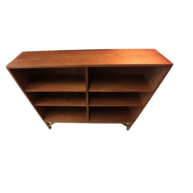 Classic and very stylish oak bookcase designed by Børge Mogensen for FDB Möbler, Denmark. Mogensen's design is timeless...