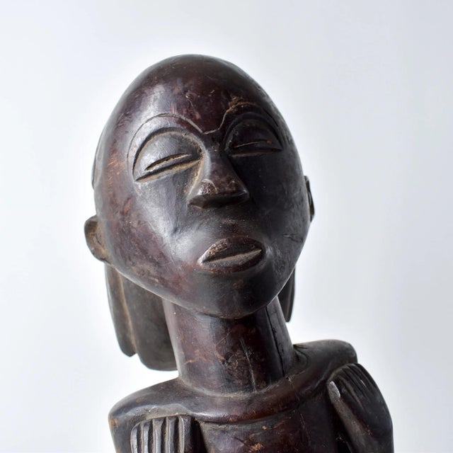 African Early 20th Century Tabwa Standing Female Figure For Sale - Image 3 of 17